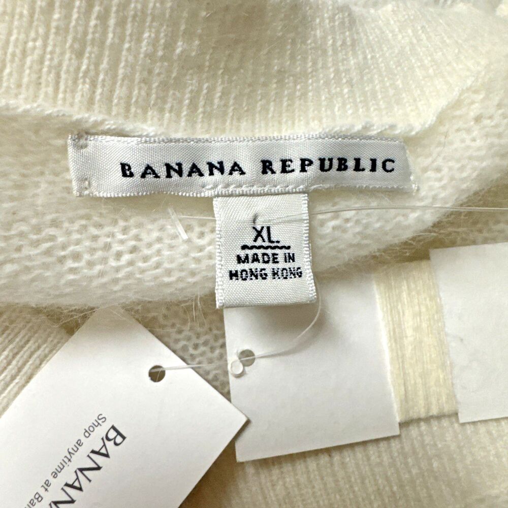 New BANANA REPUBLIC Womens 100% Angora Ivory Long Sleeve V-Neck Sweater Size XL - Picture 5 of 8